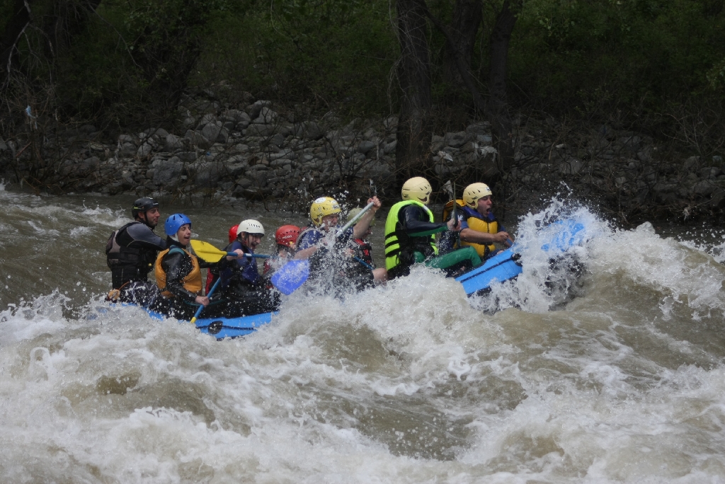 Бурна река rafting-spuskane-po-reka-struma-137.jpg